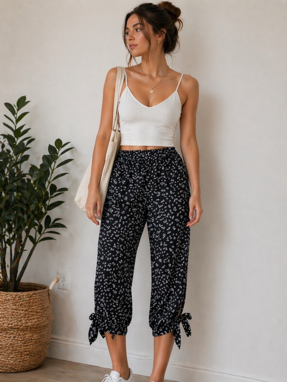 SHEIN Black Floral Tie Hem Cropped Pants Casual Boho Lightweight Joggers